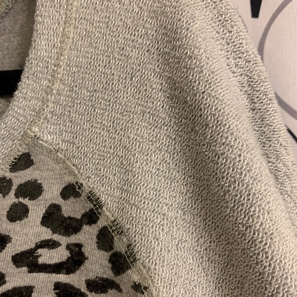Animal print sweater - Picture 4 of 4